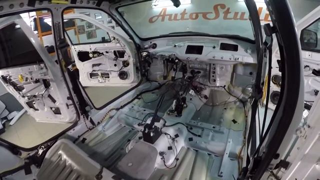 Лада Приора @ Разобранный салон смотреть онлайн