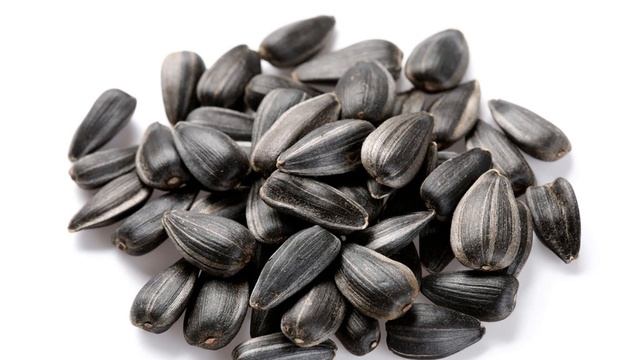 Можно ли кормящей маме семечки и орехи? смотреть онлайн