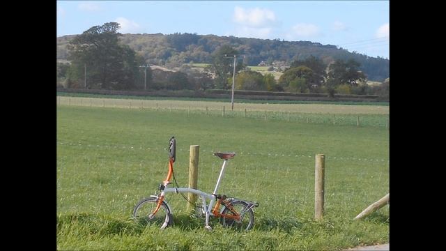My Brompton Bicycle out in the Welsh Countryside смотреть онлайн