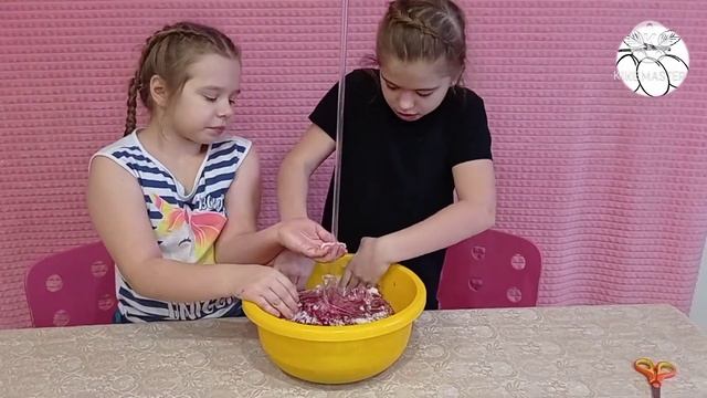 ЧУПА-МОРОЖЕНОЕ. Чупа-Чупс + Мороженое = Чупа-мороженое. Как же его сделать?? смотреть онлайн