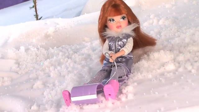 Moxie Girlz Magic Glitter Snow Dolls смотреть онлайн