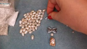 Переделка украшений для Ирины. Обзор материала. Комплект из жемчуга