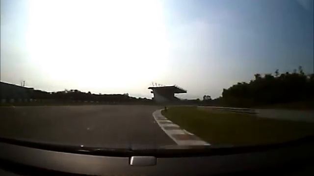 Volkswagen Scirocco R Vs Porsche Cayman S смотреть онлайн