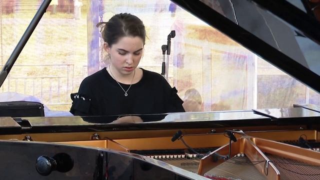 PI Tchaikovsky - Waltz of the Flowers from the ballet The Nutcracker / Alicia Levina смотреть онлайн