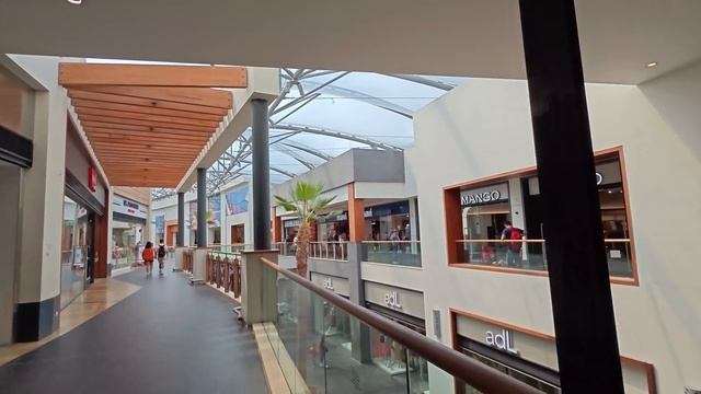 СТАМБУЛ - ЛУЧШИЕ ТОРГОВЫЕ ЦЕНТРЫ: Zorlu Center и Forum Istanbul // КАК заблудились в бедном районе смотреть онлайн