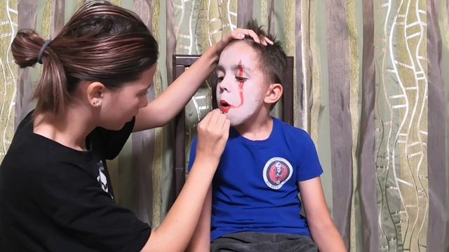 Как сделать грим Клоуна Пеннивайза из фильма Оно!!! смотреть онлайн