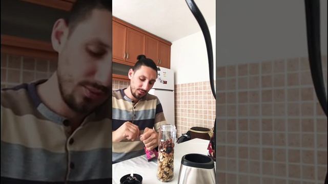 Tefal on the Go yu deneyen GENÇ смотреть онлайн