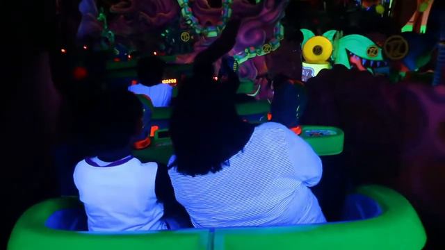 Space Ranger Spin смотреть онлайн