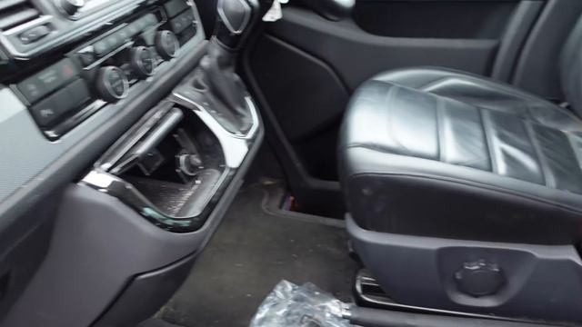 I BOUGHT MY WIFE A CRASHED DAMAGED VW T6 CARAVELLE!! смотреть онлайн