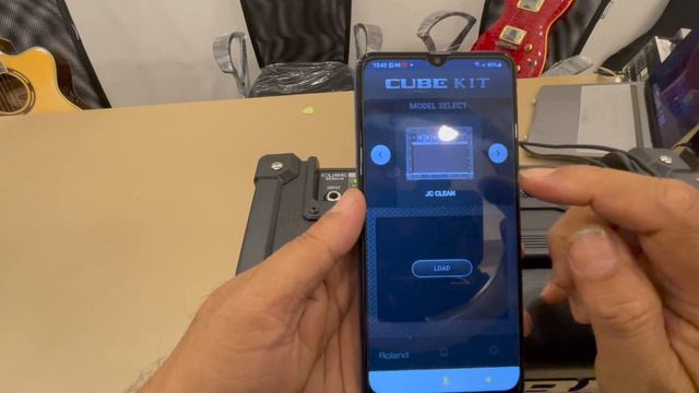 ROLAND CUBE 10GX смотреть онлайн