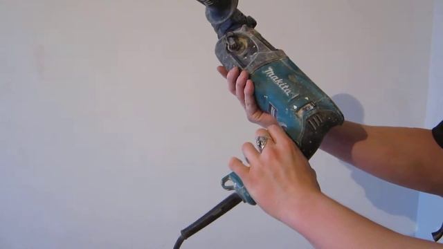 Краткий обзор перфоратора Makita: переключение режимов смотреть онлайн