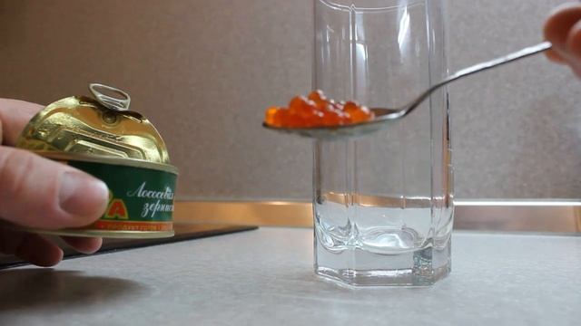 Красная икра в Тольятти за 169 рублей, настоящая или подделка? смотреть онлайн