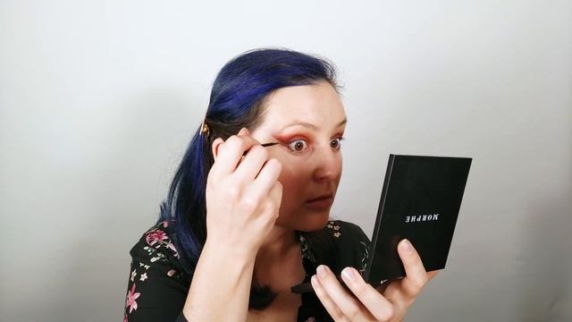 Рисую стрелки скотчем, полный мейк смотреть онлайн
