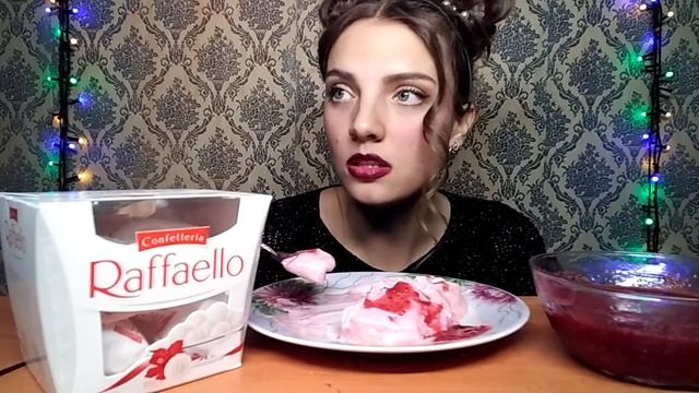 Mukbang:// ?МОРОЖЕННОЕ С ПЕПСИ? Мои детские фото??// Каким я была ребёнком??! смотреть онлайн