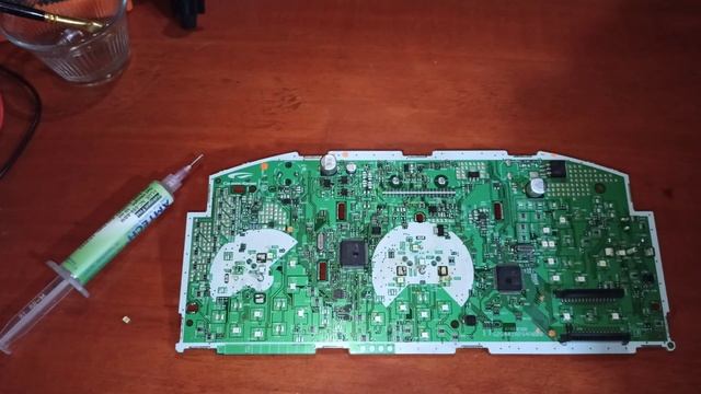 COMO CAMBIAR FOCOS LED DEL TABLERO DE INSTRUMENTOS DEL NISSAN TIIDA смотреть онлайн