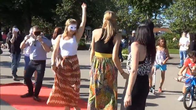 Deluxe Couture Flashmob 29.06.13 смотреть онлайн