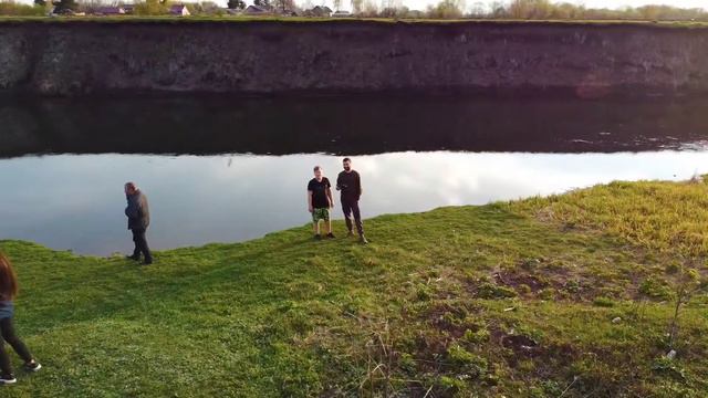 Чилибос возле реки Красивая меча смотреть онлайн