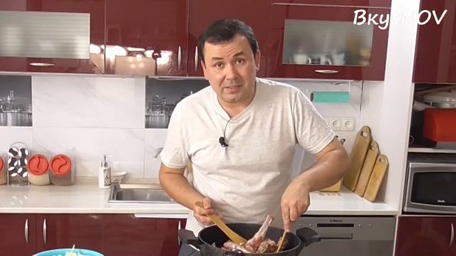 БАРАНЬИ РЁБРЫШКИ С ЛУКОМ И ГРИБАМИ смотреть онлайн