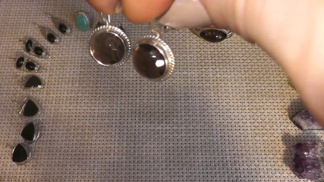 КРАСОТА В СЕРЕБРЕ РУЧНОЙ РАБОТЫ + КРИСТАЛЛЫ И ДРУЗЫ смотреть онлайн