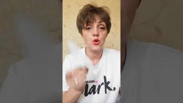 Красная помада на губах! смотреть онлайн
