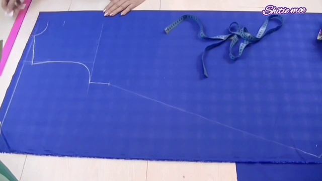 Платье-рубашка А-силуэта. Часть 1. Раскрой основных деталей. Расчет нагрудной вытачки. смотреть онлайн