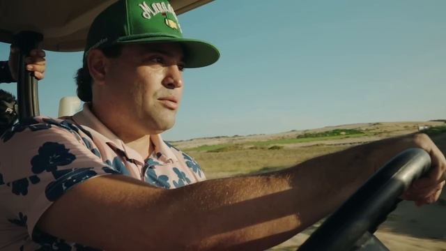 Golfers of Different Skill Levels VS Cabo's Toughest Course смотреть онлайн