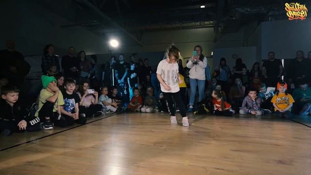 Герасимова Майя (We Dance) vs Дмитриева Милана | Soul Outta Battle | HipHop Baby | Top 16 смотреть онлайн