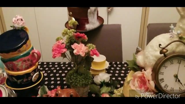 ??Mad Hatter Tea Party Tablescape #madhatterstablescape смотреть онлайн