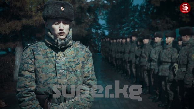 Аскердик кызмат - эркеликтен эркектикке // Жоокерлердин бир күндүк жашоосунан репортаж смотреть онлайн