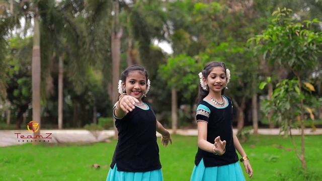 Thiruvaavaniraavu Cover Dance| Jacobinte Swargarajyam | Nivin Pauly,Vineeth Sreenivasan,Shaan Rahma смотреть онлайн
