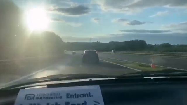 escort mk6 zetec turbo chasing a 400bhp st focus смотреть онлайн