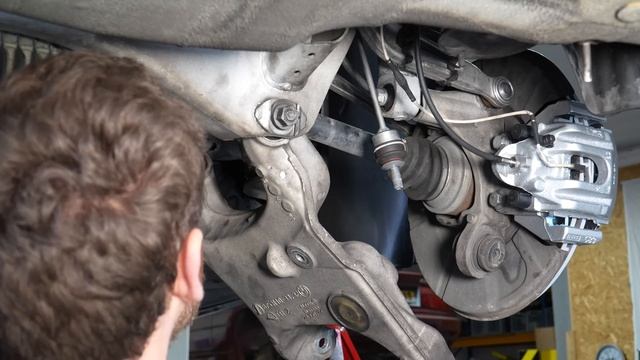 From Scrap to Perfection - Alpina B7: Project Chicago: Part 18 смотреть онлайн