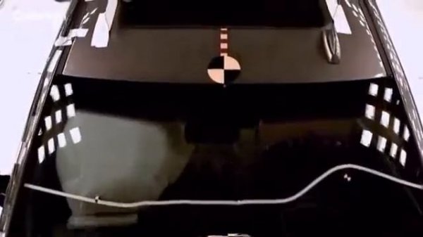 Cadillac Escalade Frontal Crash Test (2017)