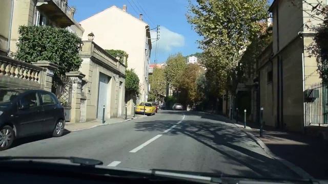 France, Grasse/Франция, Грасс. Въезжаем в город. смотреть онлайн