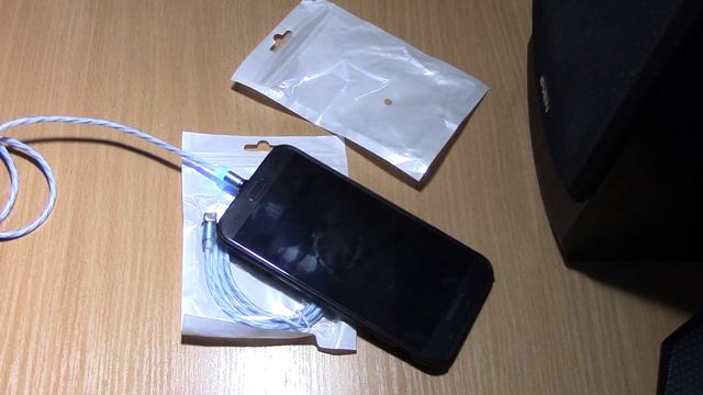 Светящийся магнитный usb-кабель смотреть онлайн