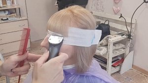 ?Стрижка чёлки машинкой?