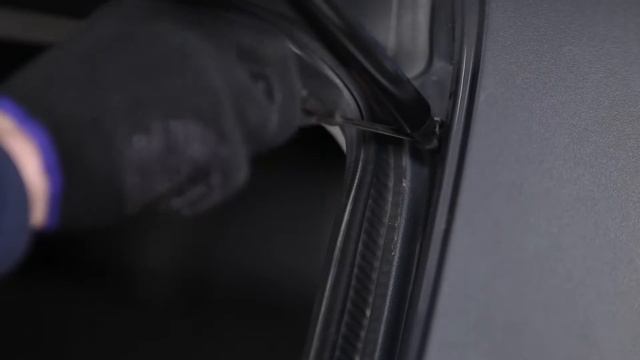 Kā nomainīt VW PASSAT B6 bagāžnieka vāka gāzes atsperi [AUTODOC VIDEOPAMĀCĪBA] смотреть онлайн