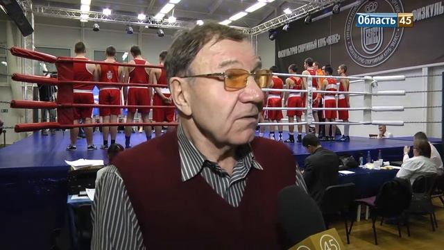 В Кургане собрались сильнейшие уральские боксеры смотреть онлайн