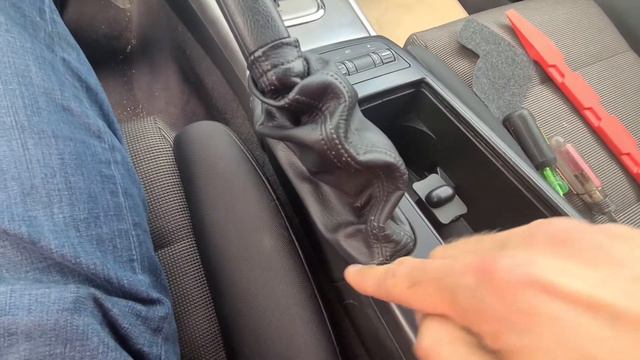 Subaru Legacy Outback - MIDDLE / CENTER CONSOLE REMOVAL (2003 - 2009) смотреть онлайн