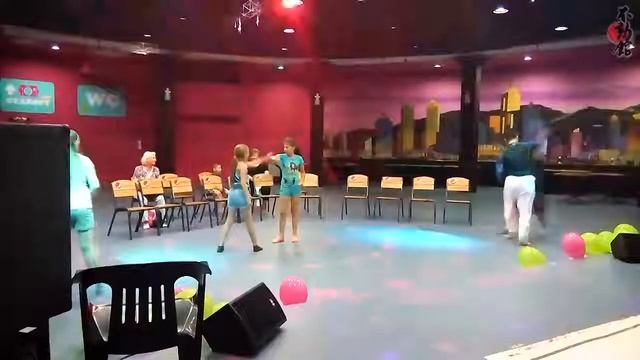 Мастер класс по каратэ в Детской Планете, Запорожье, 7 июня 2017 смотреть онлайн