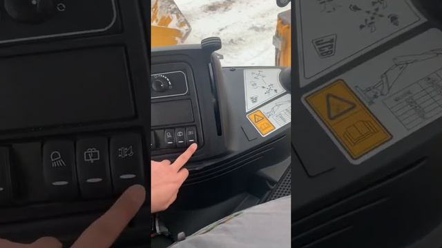 Обзор кабины нового экскаватора-погрузчика JCB4CX 2021 года#jcb #jcb4cx #екатеринбург смотреть онлайн