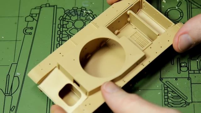 Building the Academy Panzer II Ausf F "North Africa" (1/35 scale model) смотреть онлайн
