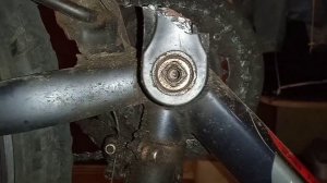 Замена левого шатуна.Велосипед Stels Navigator 830.Легко и просто.