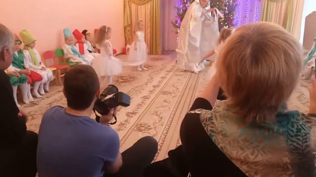 Зима утренник смотреть онлайн