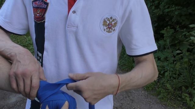 Как бинтовать руки в боксе - один из способов (English subs) смотреть онлайн