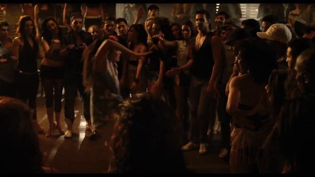 StreetDance 2 3D ~ Latin vs Hip Hop Battle.avi смотреть онлайн