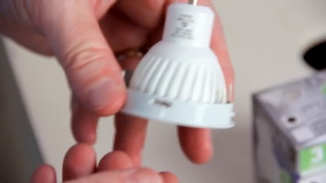 How To: Replace GU10 Globe