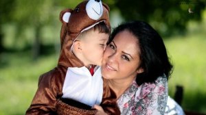 Видео для детей - Детские песни -  Здравствуйте, все мамы - Песни про маму