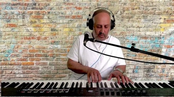 First Look: M-Audio Hammer 88 Pro MIDI Keyboard Review