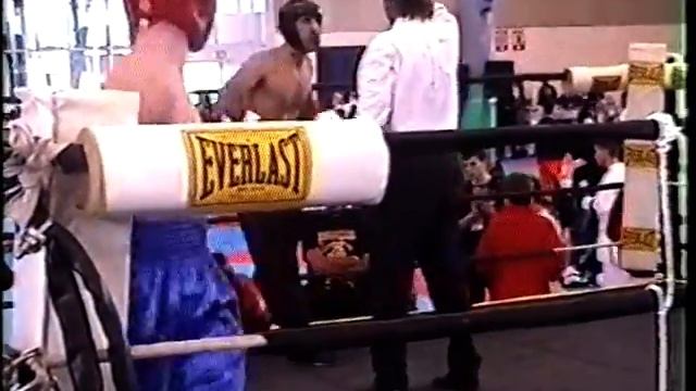 "Бек-кік"в голову. Kickboxing смотреть онлайн